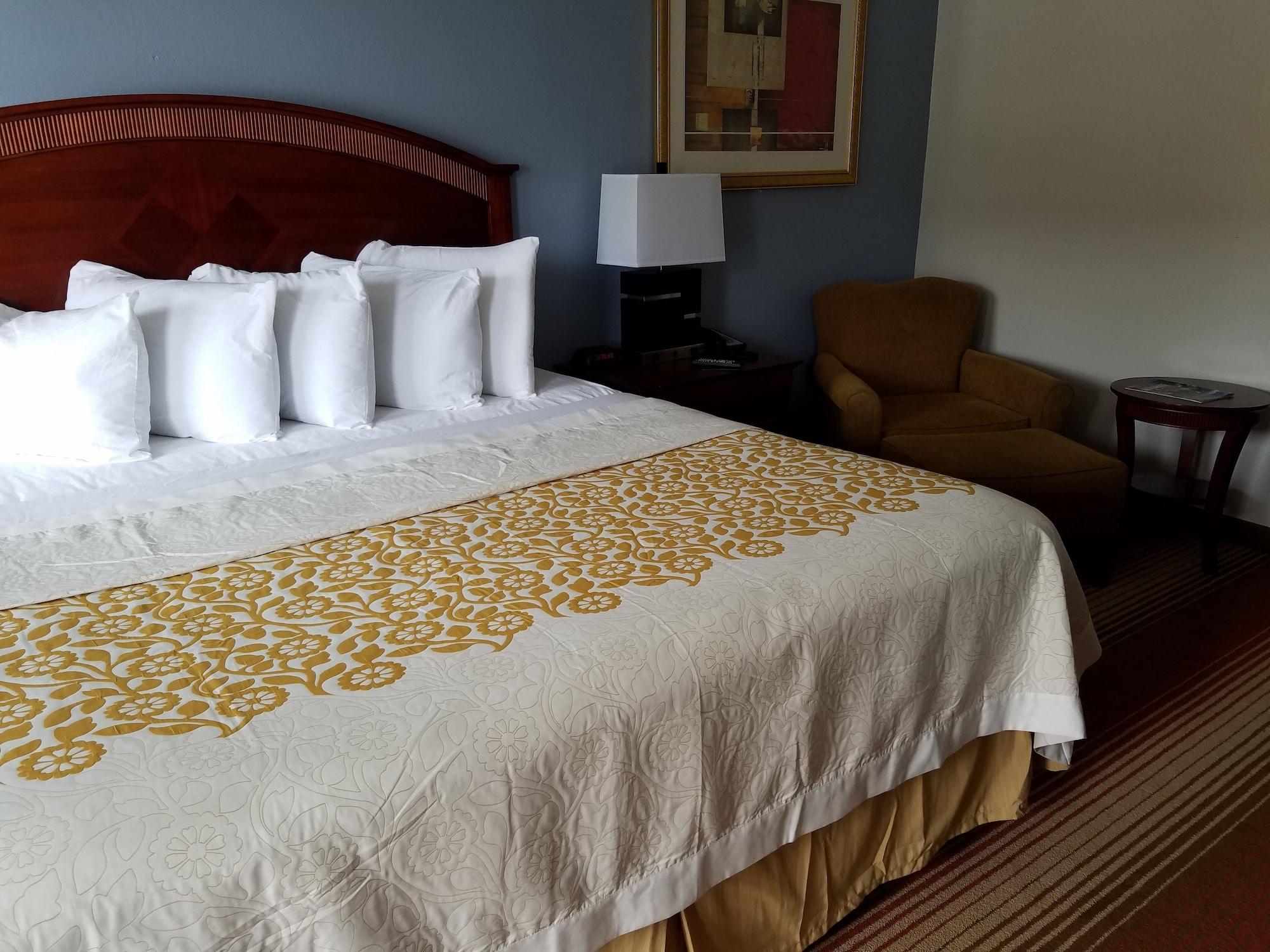 Days Inn By Wyndham Ρίτσμοντ Εξωτερικό φωτογραφία