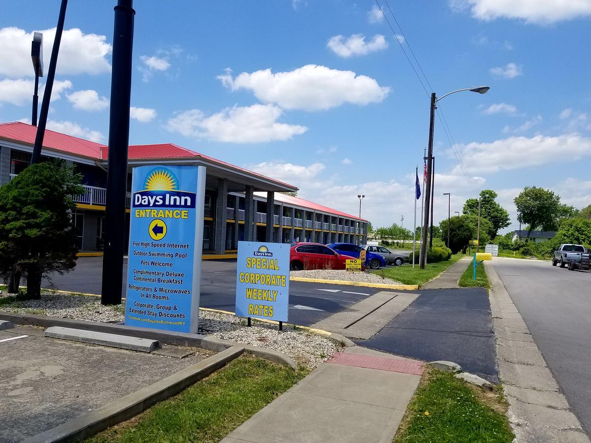 Days Inn By Wyndham Ρίτσμοντ Εξωτερικό φωτογραφία